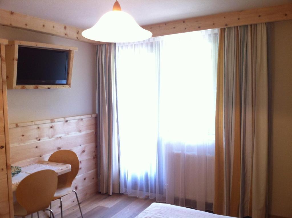 Pension Und Apartment Edelweiss Гайлігенблут Номер фото